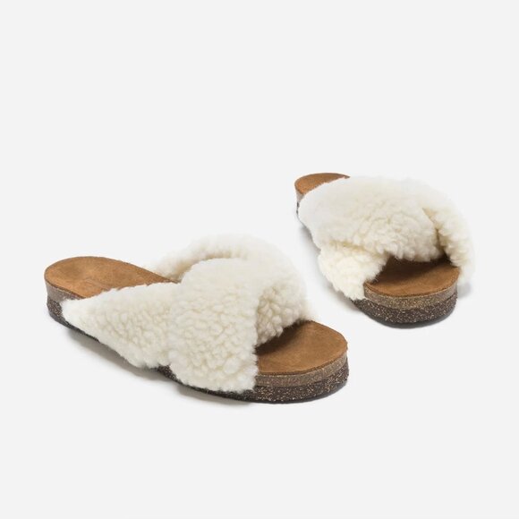 Lou Teddy Creme - Picture 3 of 3